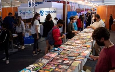 Más de 350 mil personas pasaron por la Feria del Libro y se espera un exitoso cierre