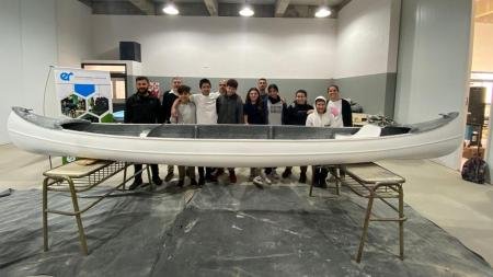 La escuela técnica de Paraná que enseña a construir barcos