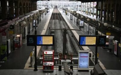 Paros contra la reforma jubilatoria en Francia siguen afectando el transporte