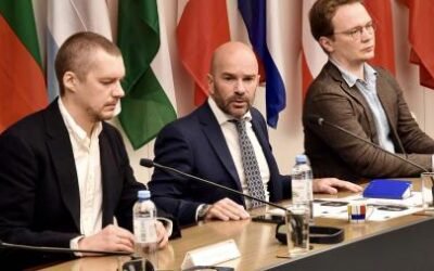 Nobel de la Paz rusos denunciaron represión a medios y la sociedad