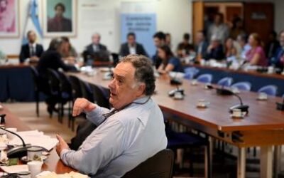 Valdés propone que el Congreso revise todas las leyes aprobadas en la dictadura