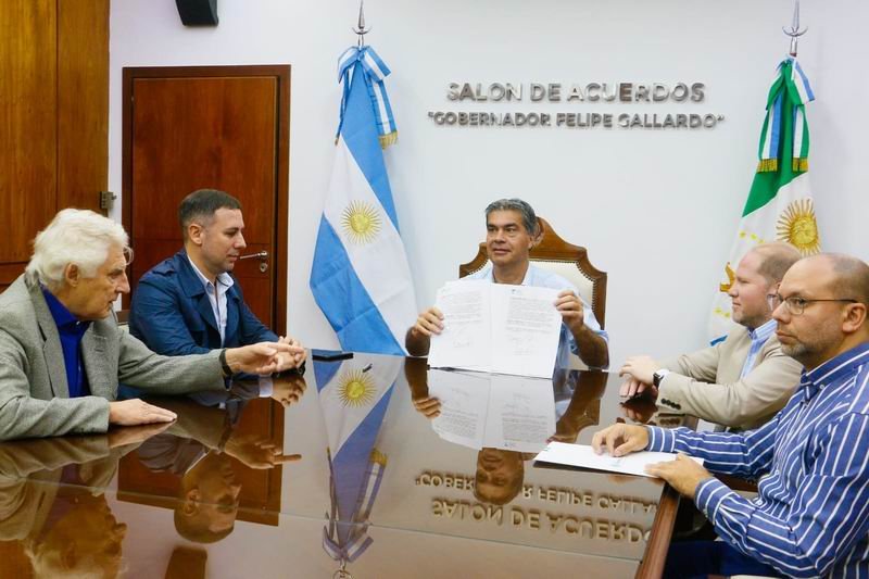 Gobierno y Uncaus lanzaron diplomatura de estudios políticos – Las noticias más importantes de Chaco