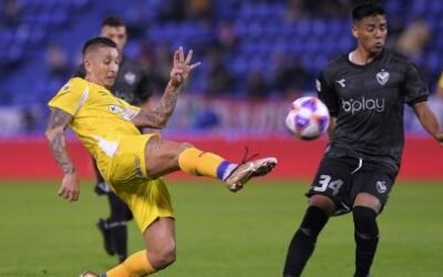 Vélez y Central diseñaron un flojo empate en Liniers