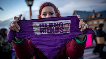 Dirigentes políticos pidieron ‘terminar con la violencia contra las mujeres’