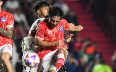 Argentinos Juniors define el liderazgo del Grupo E ante Independiente del Valle