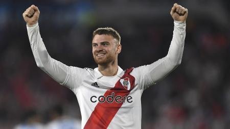 River le ganó a Racing ante su gente y festejó el titulo de campeón
