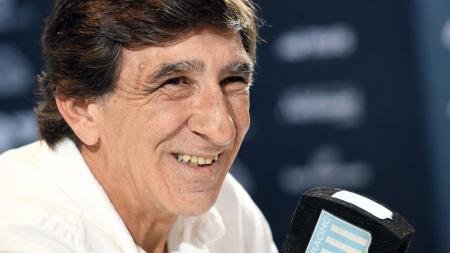 Costas inicia ciclo en Racing con caras nuevas y ausencias significativas