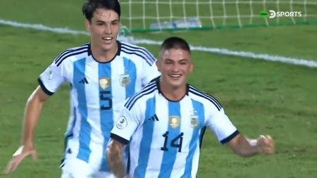 Argentina le gana a Uruguay y sueña con quedarse con el Grupo B